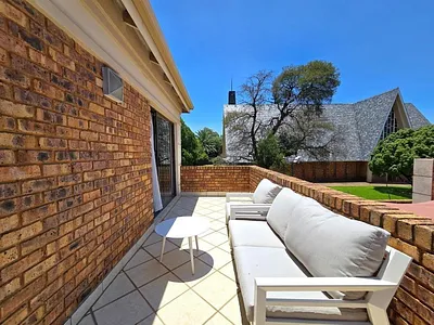 3 Bedroom Townhouse For Sale in Alberton - 7ZMY.webp