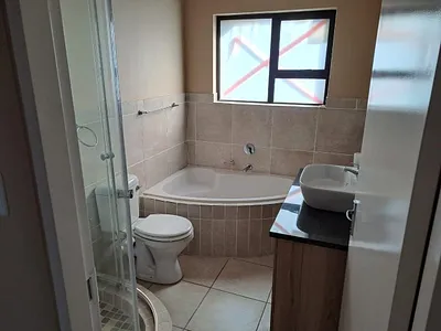 2 Bedroom Townhouse To Rent in Meyerton - z6gi.webp