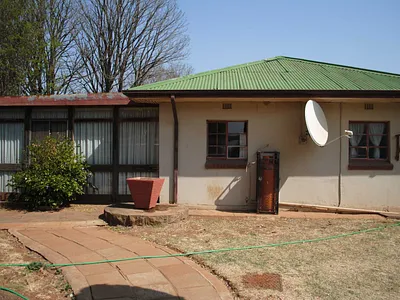 1 Bedroom House To Rent in Johannesburg - kU3v.webp
