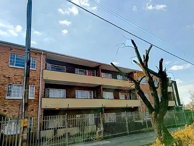 1 Bedroom Apartment For Sale in Germiston - 5gRI.webp