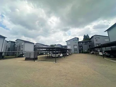 2 Bedroom Townhouse For Sale in Alberton - Ww0V.webp