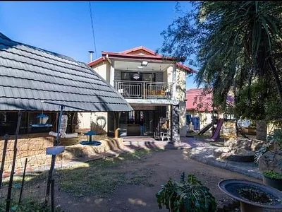 6 Bedroom House For Sale in Johannesburg - nK4I.webp