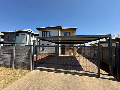 3 Bedroom House For Sale in Alberton - umq8.webp
