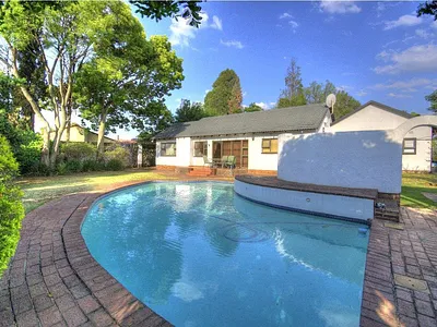2 Bedroom House For Sale in Alberton - QUKi.webp