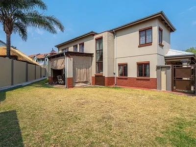 4 Bedroom Townhouse For Sale in Alberton - Ztfw.webp