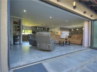 5 Bedroom House For Sale in Alberton - NgFm.webp