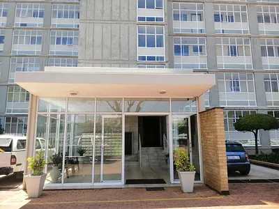 2 Bedroom Apartment For Sale in Bedfordview - GsS0.webp