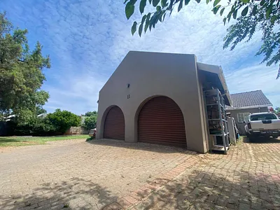 3 Bedroom House For Sale in Alberton - cCCN.webp