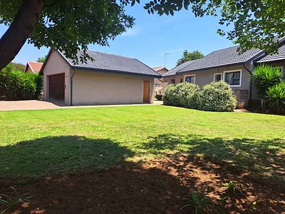 3 Bedroom House To Rent in Alberton - vwIZ.webp