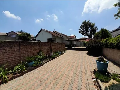 3 Bedroom House For Sale in Johannesburg - vCnf.webp