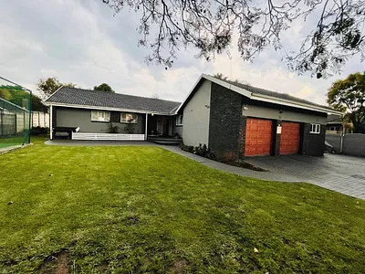 4 Bedroom House For Sale in Alberton - Guon.webp