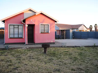 2 Bedroom House For Sale in Meyerton - wywy.webp