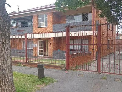 2 Bedroom Apartment For Sale in Johannesburg - euKy.webp