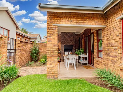 2 Bedroom Townhouse For Sale in Boksburg - iffR.webp