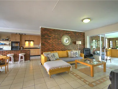 3 Bedroom Townhouse For Sale in Alberton - 42X9.webp