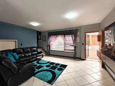 3 Bedroom Townhouse For Sale in Alberton - jR4X.webp