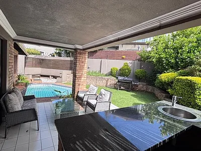 3 Bedroom Townhouse For Sale in Alberton - img