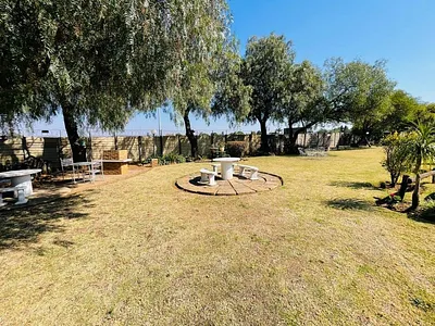 2 Bedroom Townhouse For Sale in Germiston - KLyi.webp