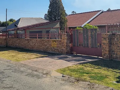 3 Bedroom House For Sale in Alberton - img