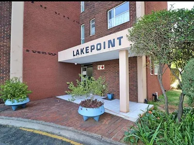 2 Bedroom Apartment For Sale in Germiston - OPRf.webp