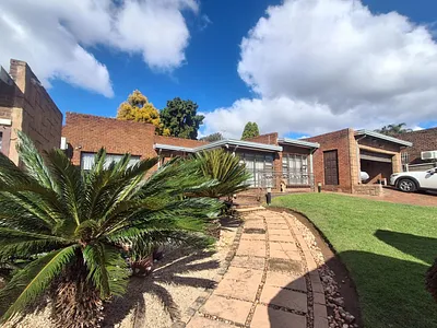 3 Bedroom House For Sale in Johannesburg - img