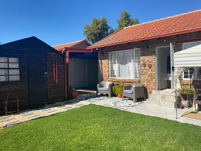 2 Bedroom Townhouse For Sale in Centurion - img