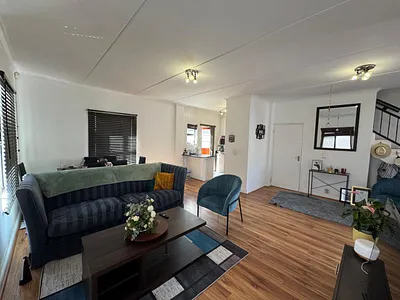 3 Bedroom House For Sale in Milnerton - t0ie.webp