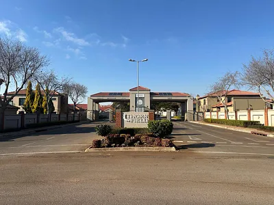 3 Bedroom House For Sale in Centurion - OZmn.webp