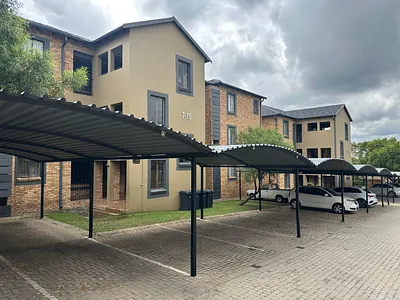 2 Bedroom Apartment For Sale in Randburg - o2T8.webp