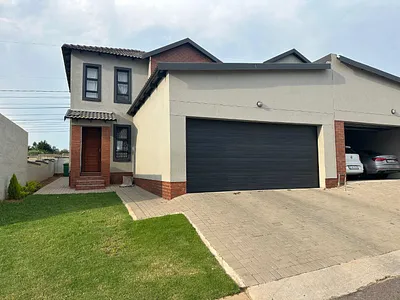 3 Bedroom House For Sale in Centurion - pGWX.webp