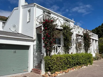 3 Bedroom House For Sale in Simons Town - TZqC.webp