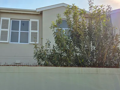 3 Bedroom Townhouse For Sale in Cape Town - img