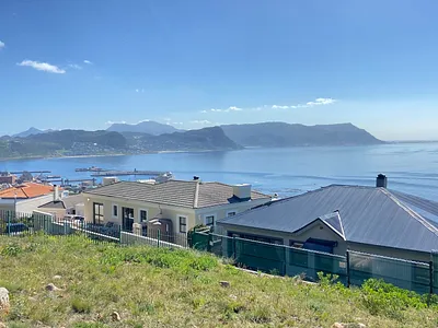 3 Bedroom House For Sale in Simons Town - yKxk.webp