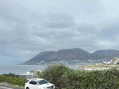 2 Bedroom House For Sale in Simons Town - 6j0j.webp