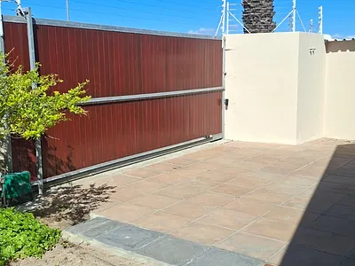 1 Bedroom Apartment To Rent in Melkbosstrand - AyD1.webp