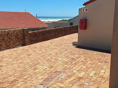 1 Bedroom Apartment To Rent in Melkbosstrand - img