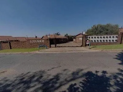 2 Bedroom Townhouse For Sale in Kempton Park - BeYS.webp