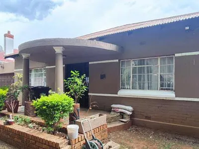 3 Bedroom House For Sale in Boksburg - HzW3.webp
