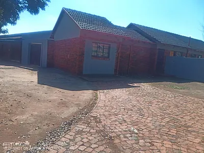 7 Bedroom House For Sale in Boksburg - l8Ie.webp