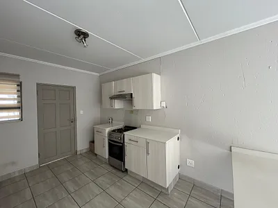 2 Bedroom Apartment To Rent in Sandton - img