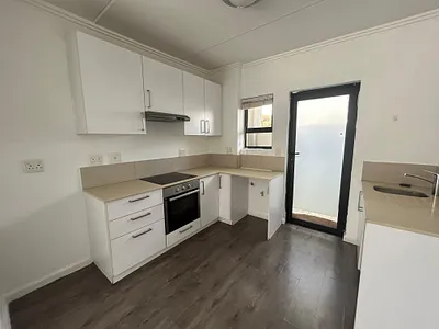 2 Bedroom Apartment To Rent in Sandton - oPJI.webp