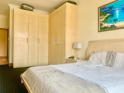 3 Bedroom Apartment For Sale in Johannesburg - u1jE.webp