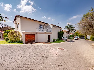 5 Bedroom Townhouse For Sale in Sandton - img