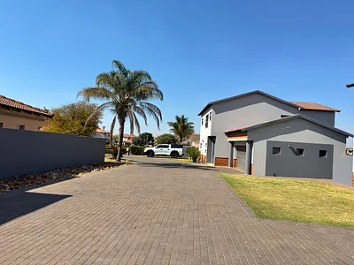 3 Bedroom House To Rent in Centurion - t3md.webp