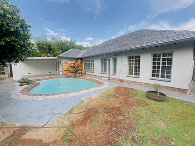 3 Bedroom House To Rent in Centurion - SIOm.webp