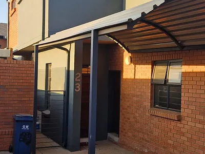 2 Bedroom Townhouse For Sale in Pretoria - mdpD.webp