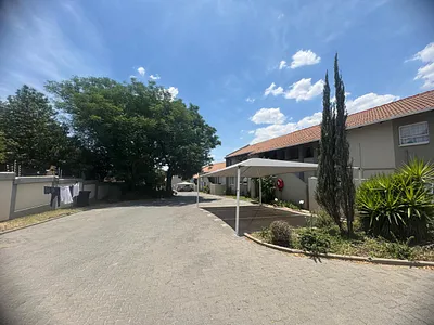 1 Bedroom Apartment For Sale in Midrand - img