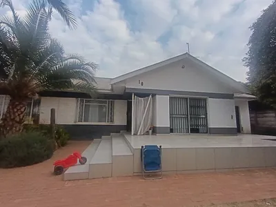 4 Bedroom House To Rent in Kempton Park - img
