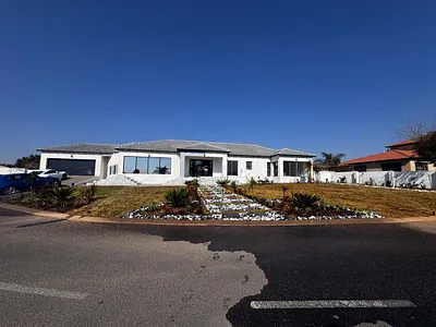 3 Bedroom House For Sale in Centurion - CoIc.webp