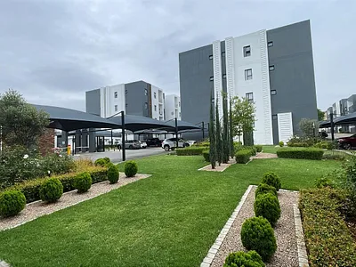 2 Bedroom Apartment For Sale in Midrand - 2tdZ.webp